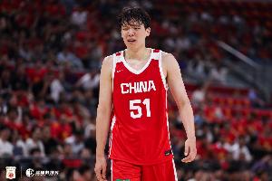 解说:男篮潜力或逆境突破关键在于杨瀚森表现